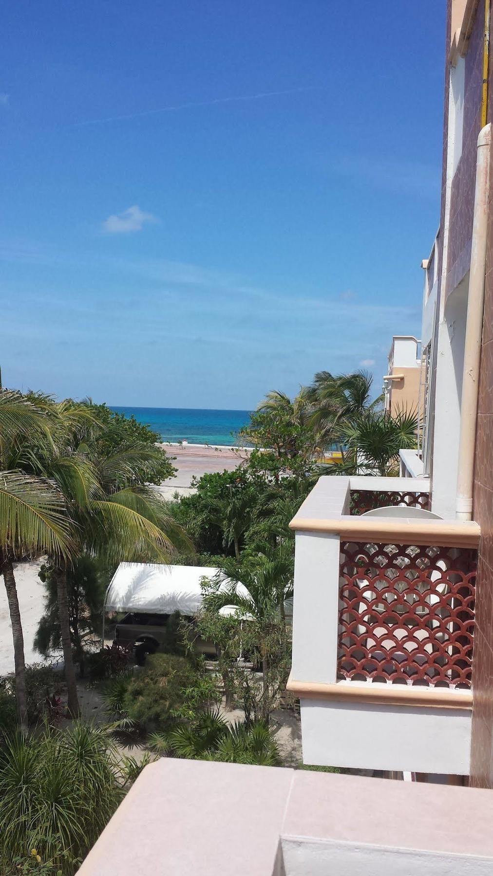 Hotel Francis Arlene Adults Only Isla Mujeres Bagian luar foto